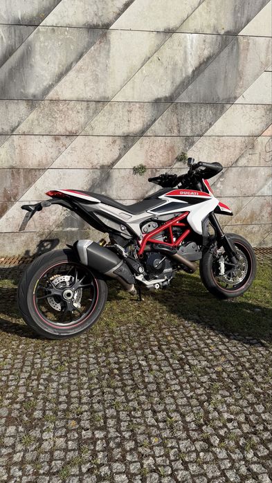 Ducati hypermotard 821 sp