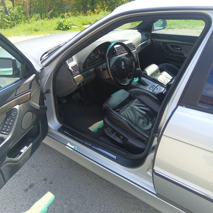 BMW series 7 e38