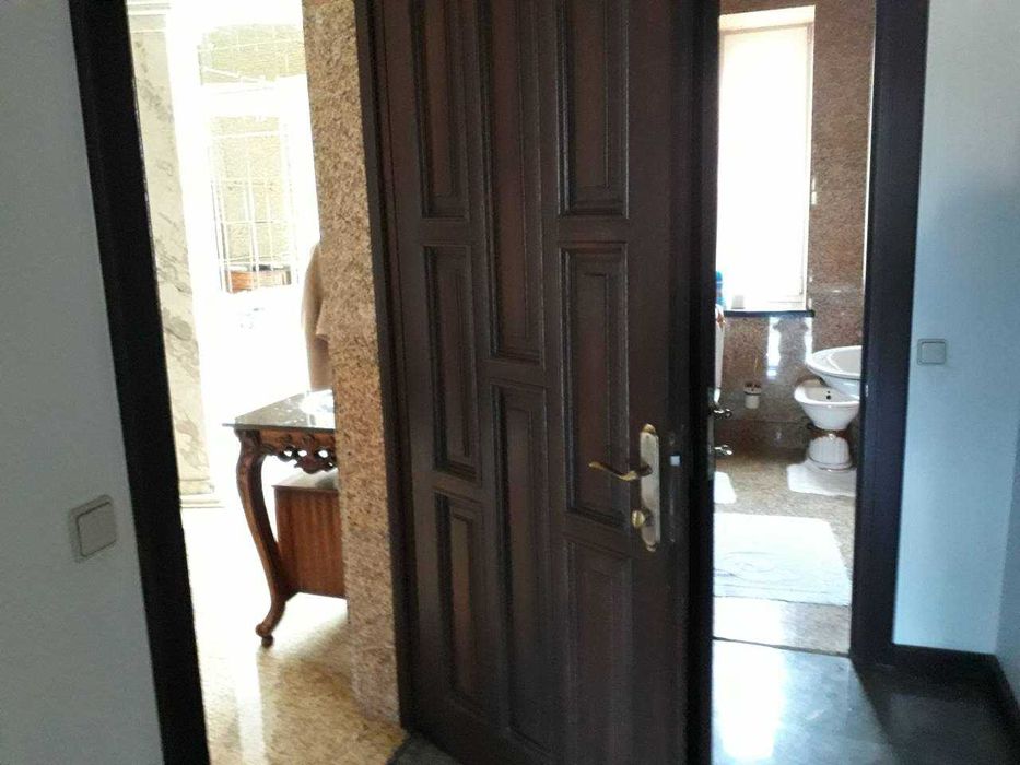 Продаж будинку , 400 кв. м, 5 кімнат можлива продажа за BTC Bitcoin