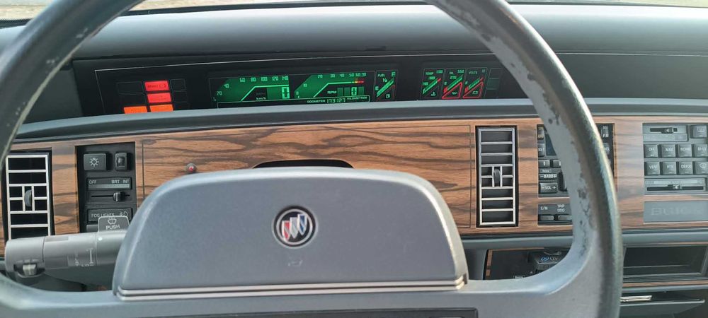 Buick Regal 1990 photo 5