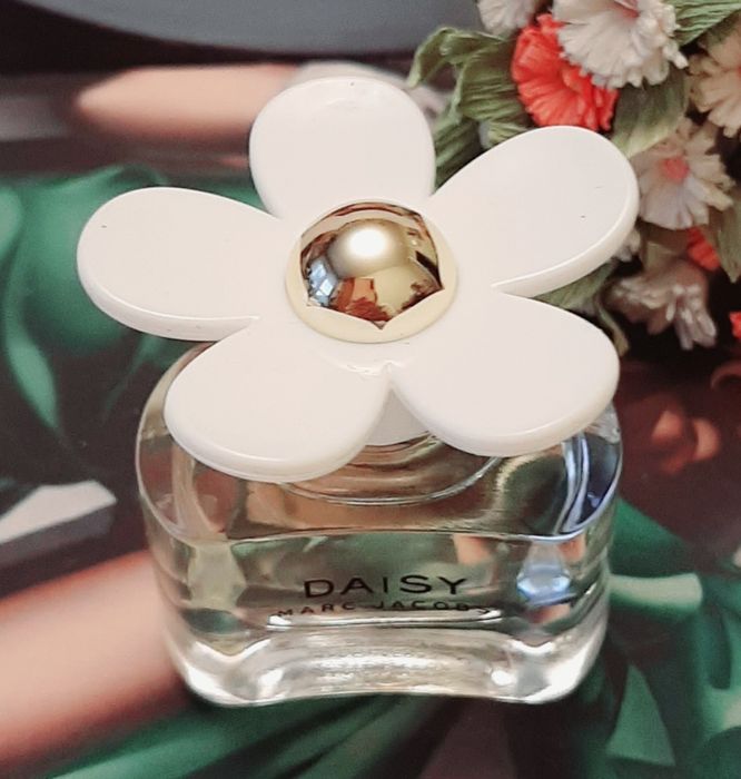 Marc Jacobs Daisy edt 4 ml, miniatura