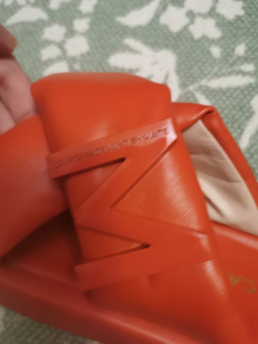 Chinelos laranja Lola Casademunt by Maite 36