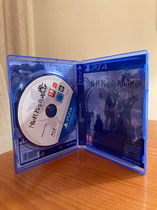 Jogos PS4 Last Guardian e Nier Replicant