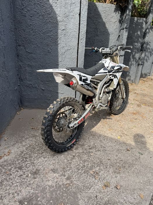 Кросовий мотоцикл Yamaha yz450f 2015р