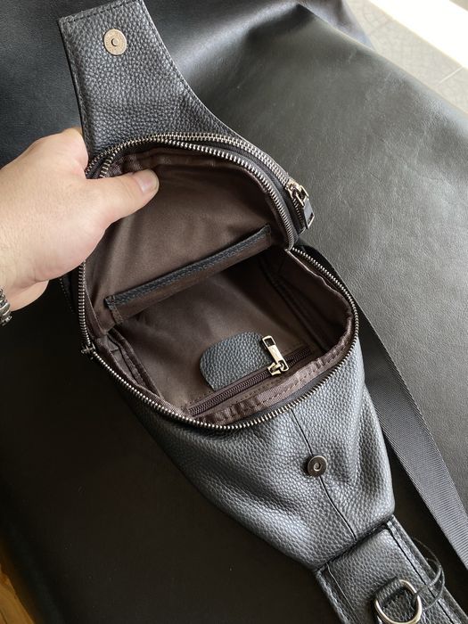 Сумка чоловіча шкіряна на грудь. Слінг. Бананка з натуральної шкіри