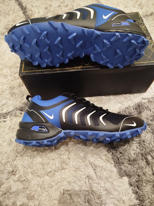 Nowe sportowe buty męskie