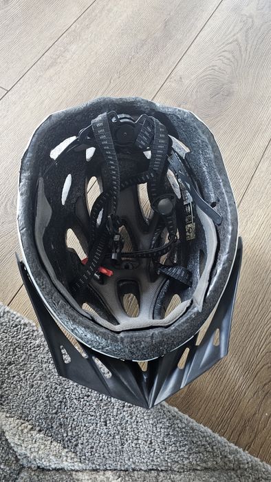 Kask  rowetowy nowy