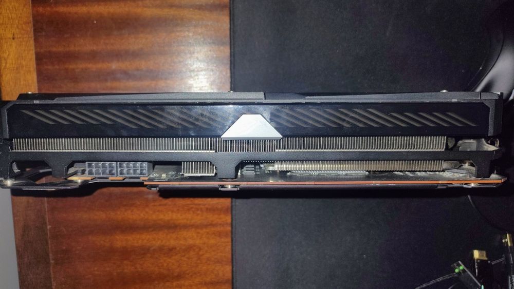 ASUS rog strix RX 6800