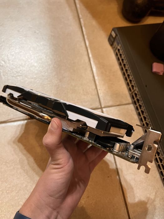 Відеокарта MSI Radeon RX 570 ARMOR 4G OC