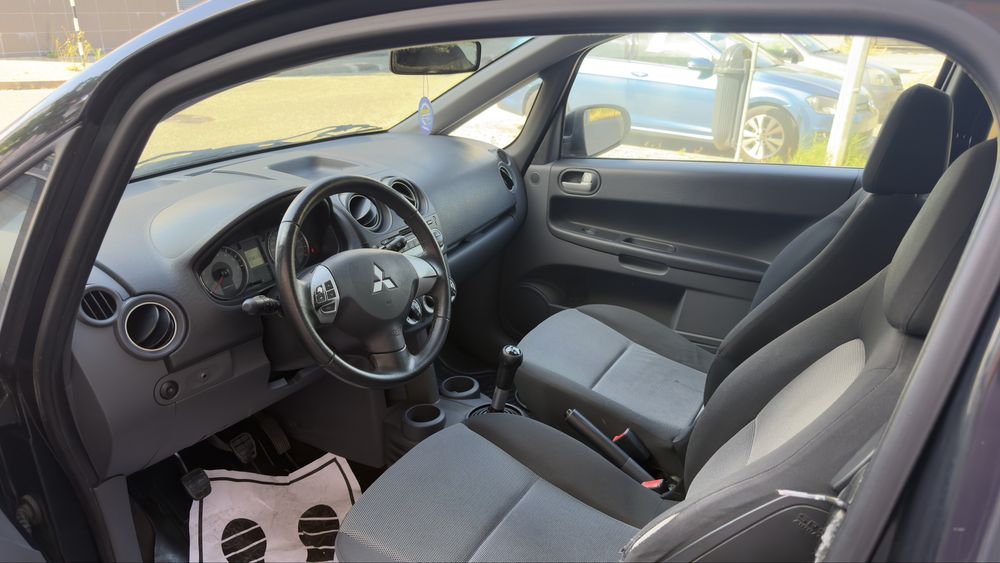 Mitsubishi colt 1.1 Ar Condicionado
