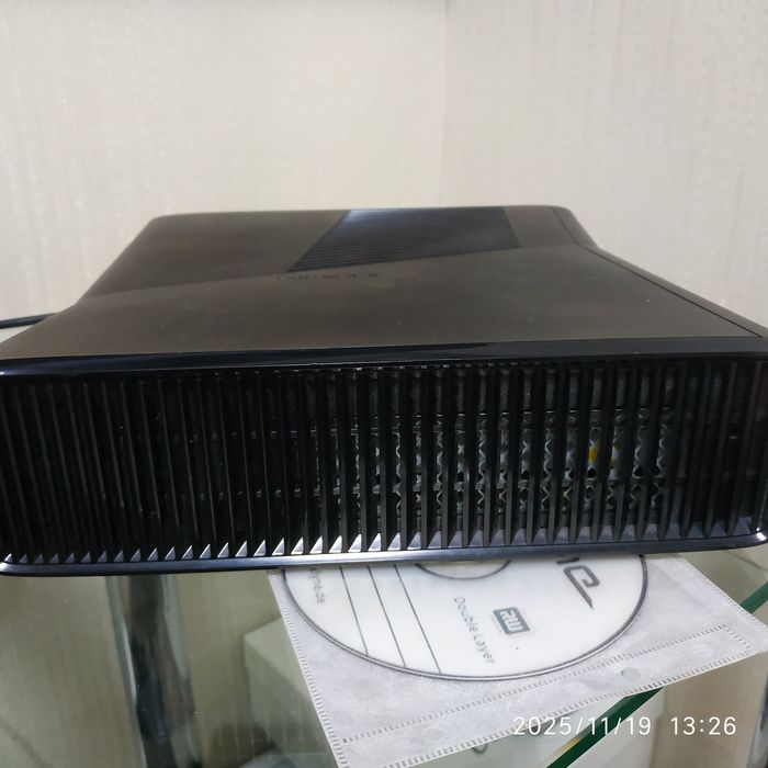 Игровая приставка,консоль XBOX 360+100дисков