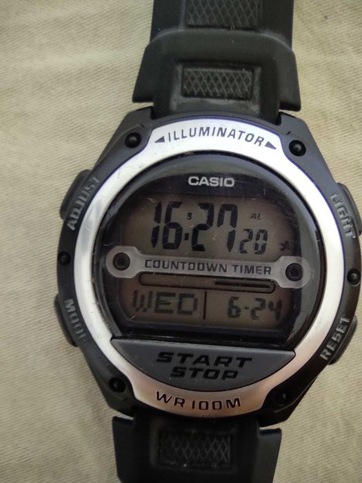 Zegarek Casio W-756