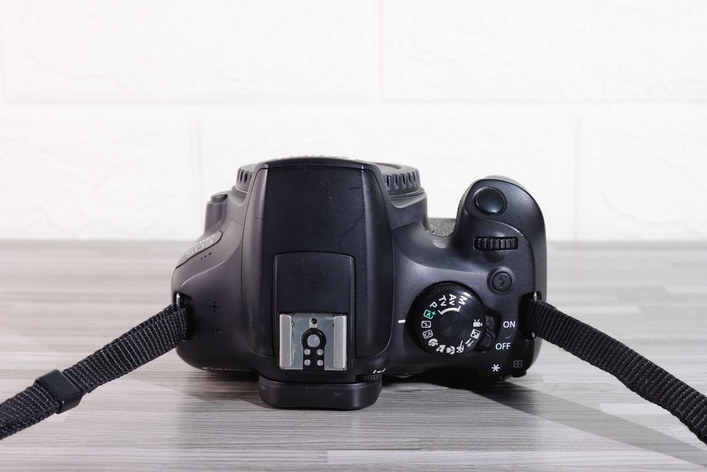 Aparat Canon EOS 1300D Body