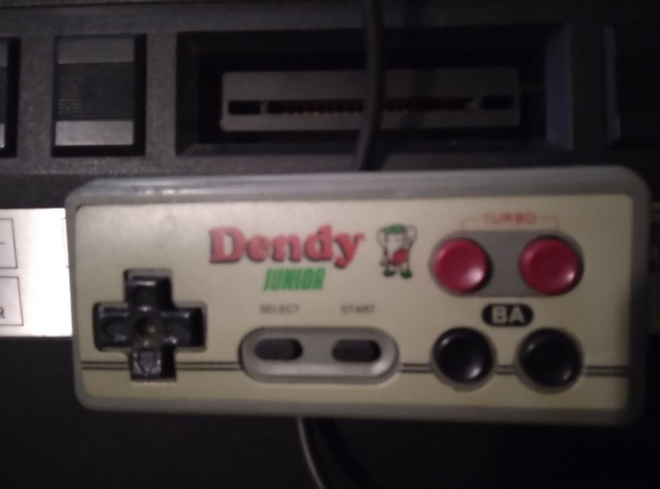 Ігрова приставка  Atari2600