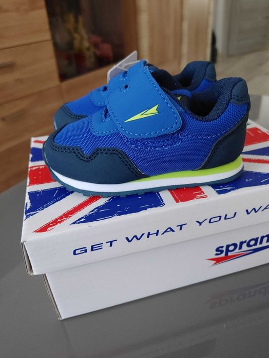 Sprzedam nowe chłopięce buty r 20 nieużywane.