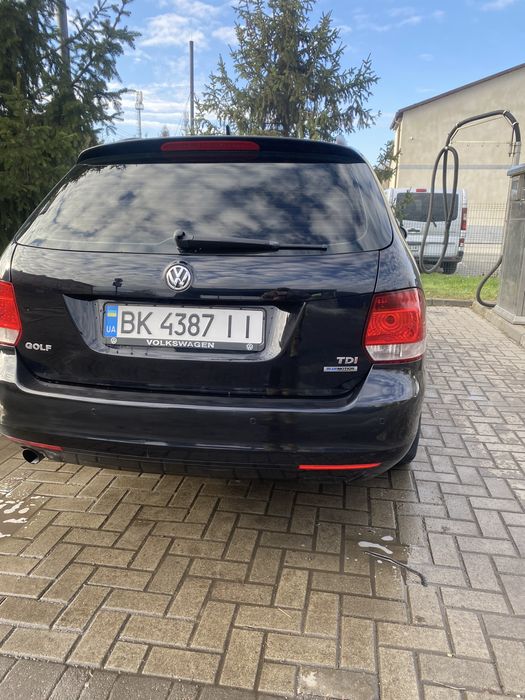Продам автомобіль Volkswagen Golf 1,6 TDI(Автомат dsg7)
