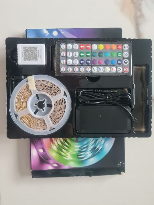 Taśma LED RGB 10m pilot