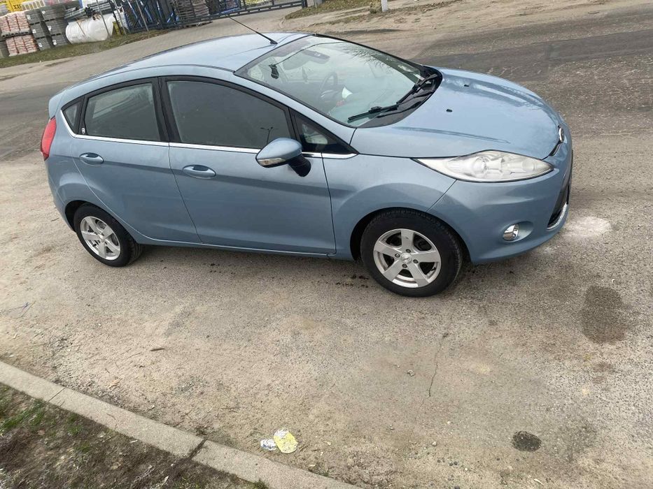 Ford Fiesta mk7 125tys 09r.benzyna Klima,Alufelgi,Idealne na miasto
