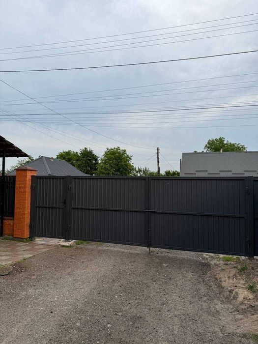 Продам квартиру 80 м2 з євроремонтом в центрі Бородянки