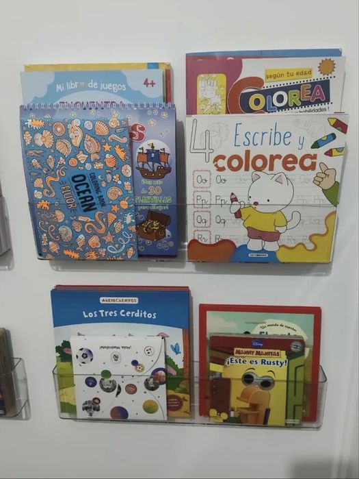 Prateleiras acrilica para livros