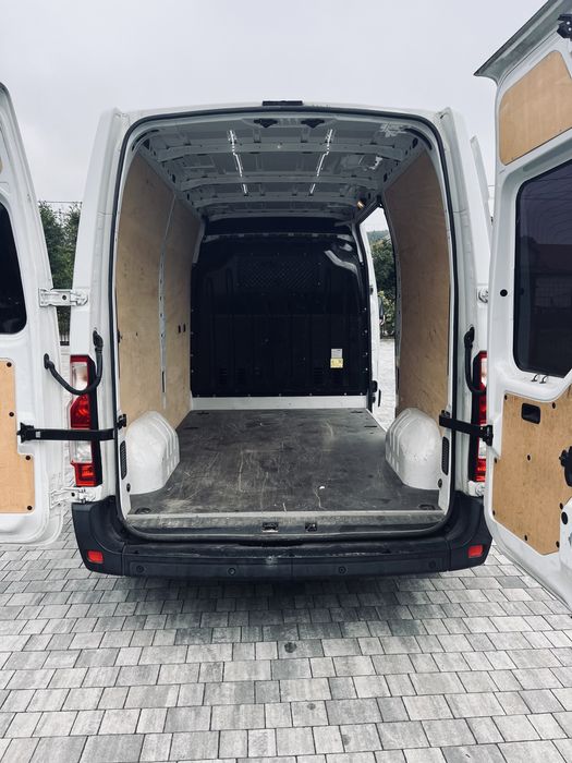 Wynajem busa dostawczego z kierowcą PRZEWÓZ RZECZY TRANSPORT.