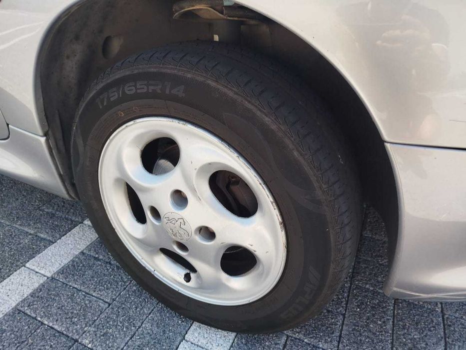peugeot 1.2 ano 2003 ótima oportunidade