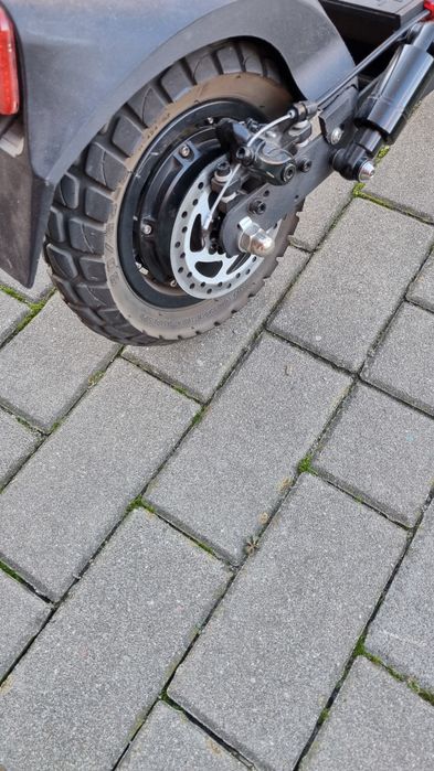 Sprzedam hulajnogę joyor y6s