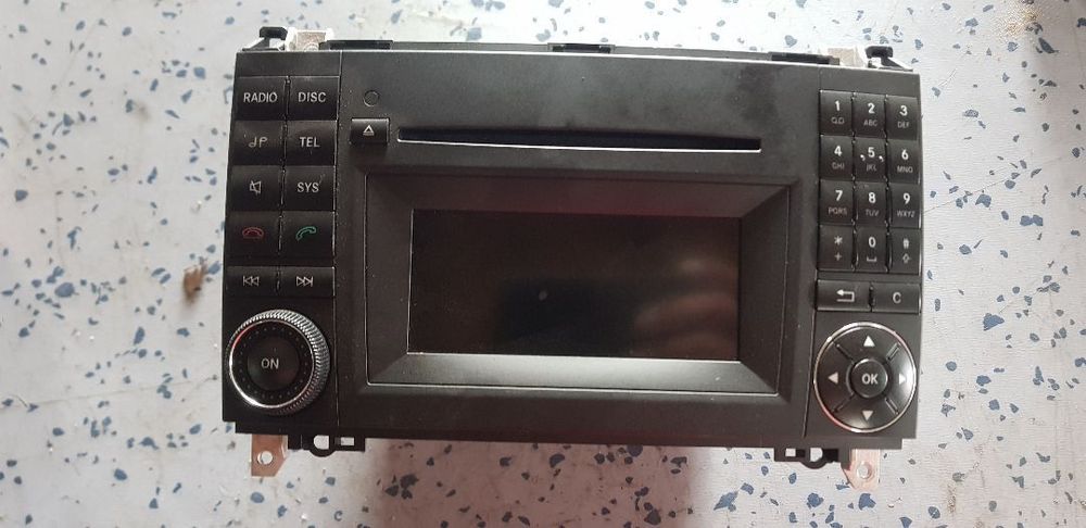 MERCEDES A KLASA W169 B KLASA W245 RADIO FABRYCZNE A1699002000