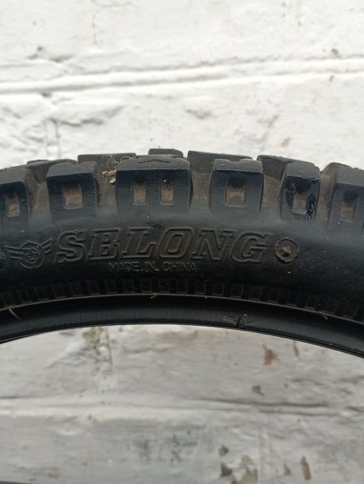 Продам покрышку на мотоцикл