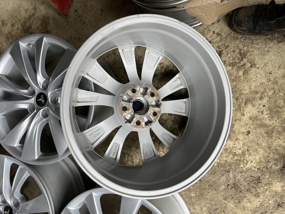 Диски Tesla model S, X R 19 5 120