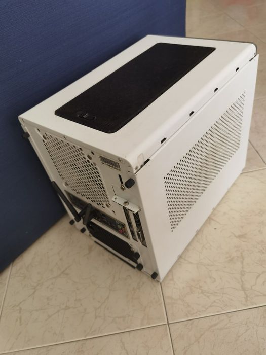 Desktop Office/NAS/Retro Gaming Consola Jogos i7 4gen (ler descrição)