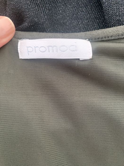 Vestido velude verde Promod