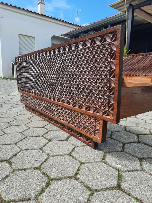 Cama antiga de madeira maciça medidas 1850x1400cm