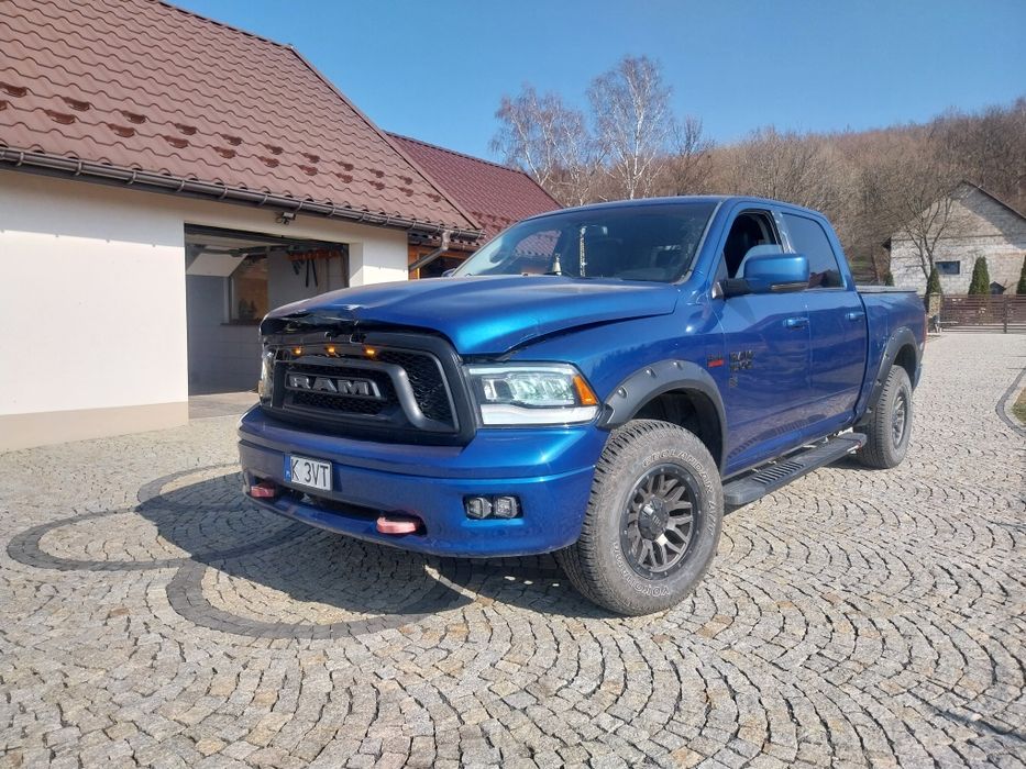 RAM 1500 5.7HEMI 2011