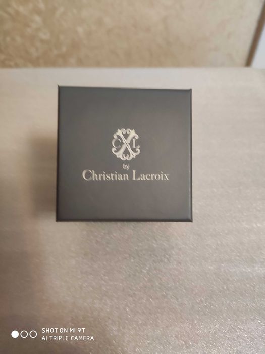 Часы для женщин Christian  Lacroix