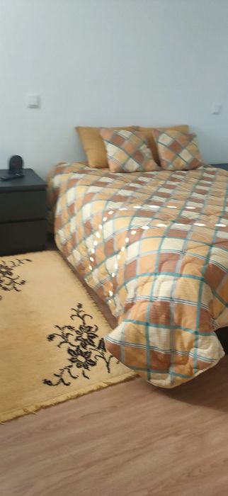 Vende-se Moradia