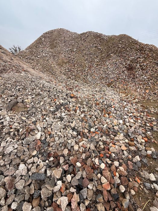 Gruz mielony 0/63 0-63 pokruszony kamień beton