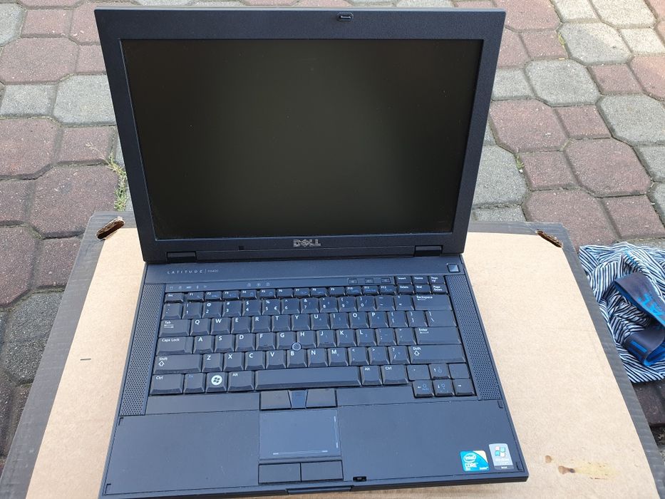 Laptop Dell latitude e5400  e6400 3 sztuki