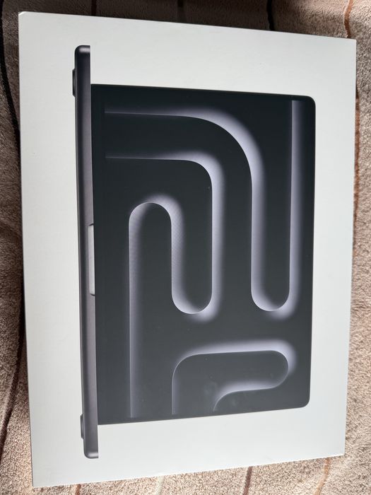 Apple MacBook Pro 14" M5 Pro / 24GB / 1TB SSD