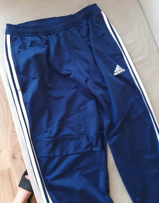 Adidas spodnie dresowe L