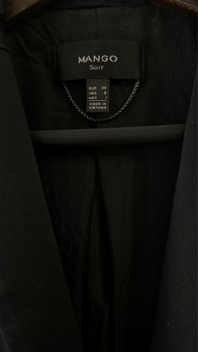 Продам жіночий піджак Mango