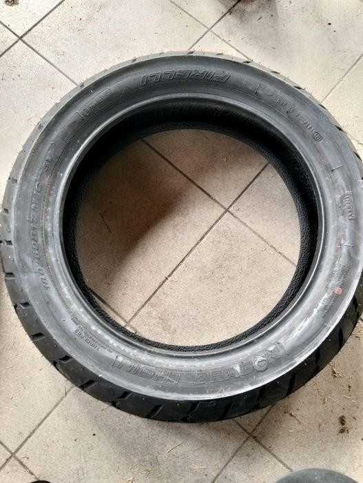 Opona Pirelli 180/60B17