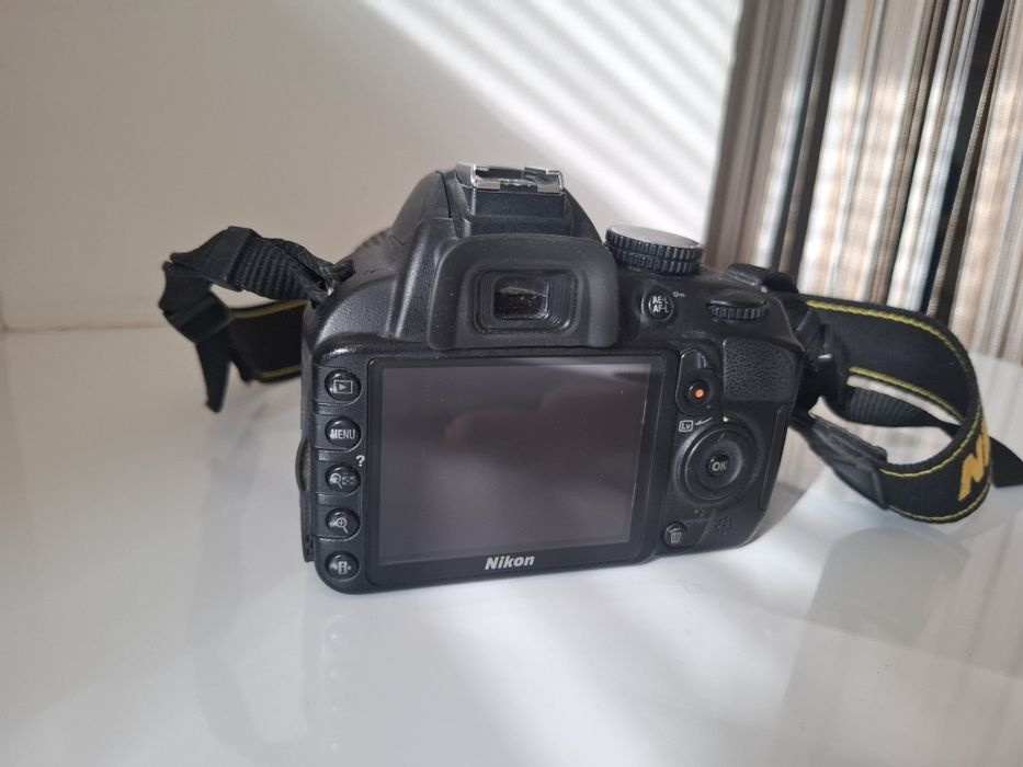 Nikon D3100 kit 18-55
