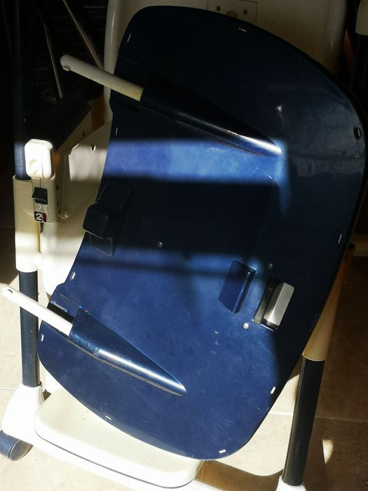 Cadeira de mesa Chico