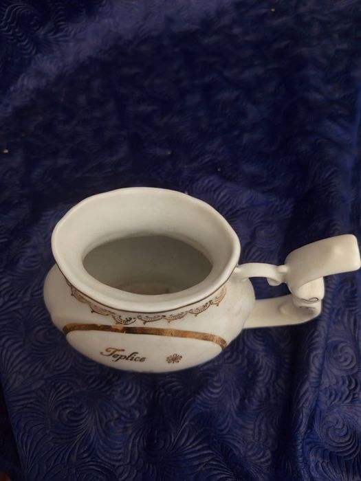 Pijałka uzdrowiskowa porcelanowa