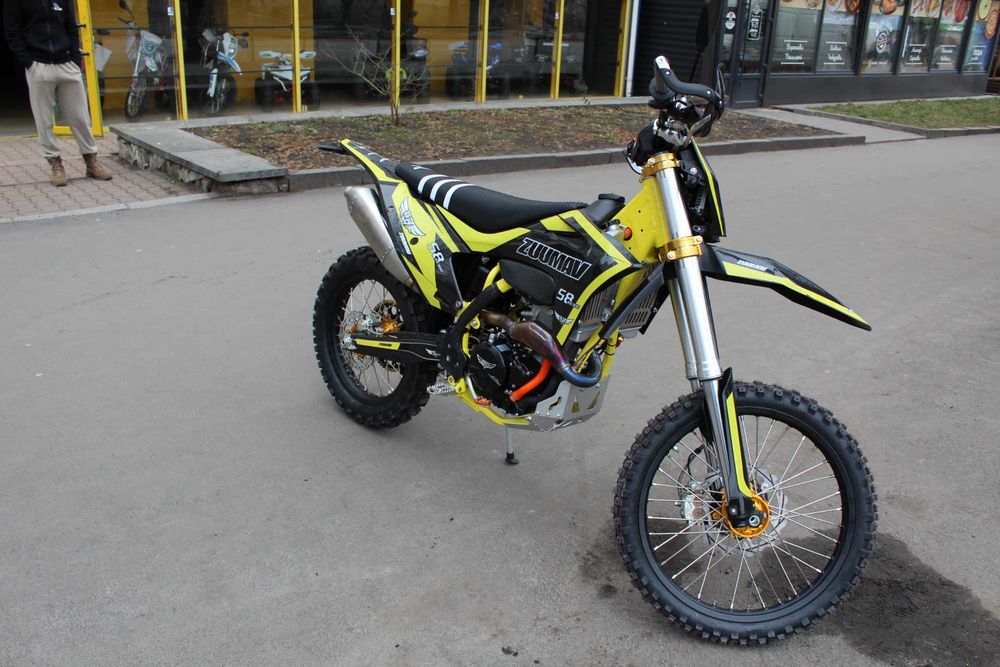 Мотоцикл ZUUMAV S8 FULL PRO (S8-KE300): 169 096.63 грн