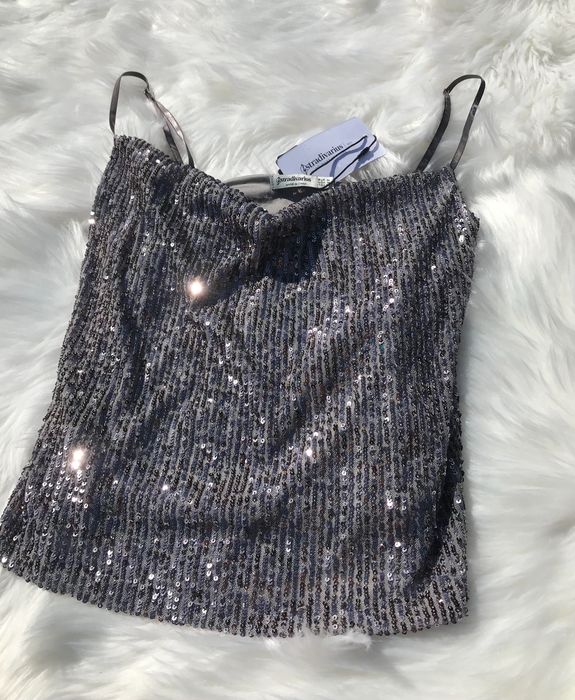 cekinowa koszulka na ramiączkach z metką stradivarius