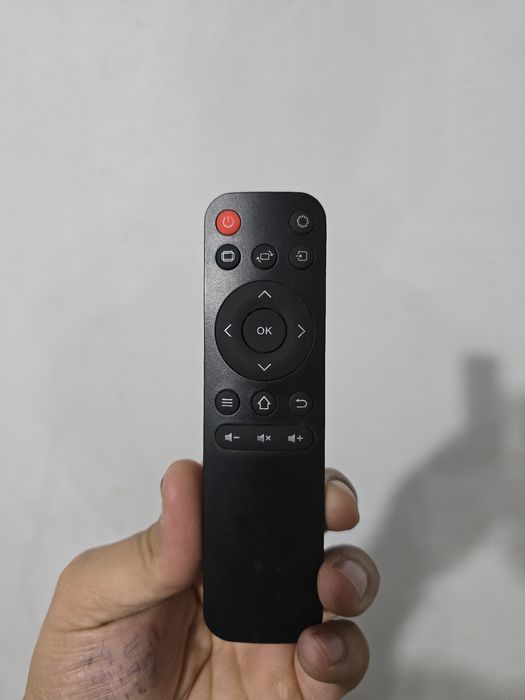 Artlii RD-813 Enjoy2 Projector with WiFi and Bluetooth- Mini Projector