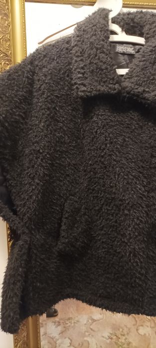 Ponczo, narzutka z futerka