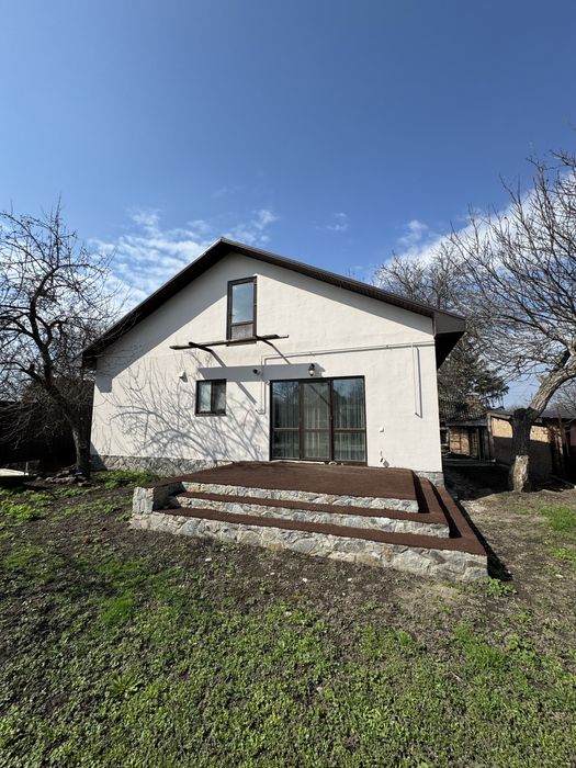 Продаж гарного сучасного будинку для вашої сімї